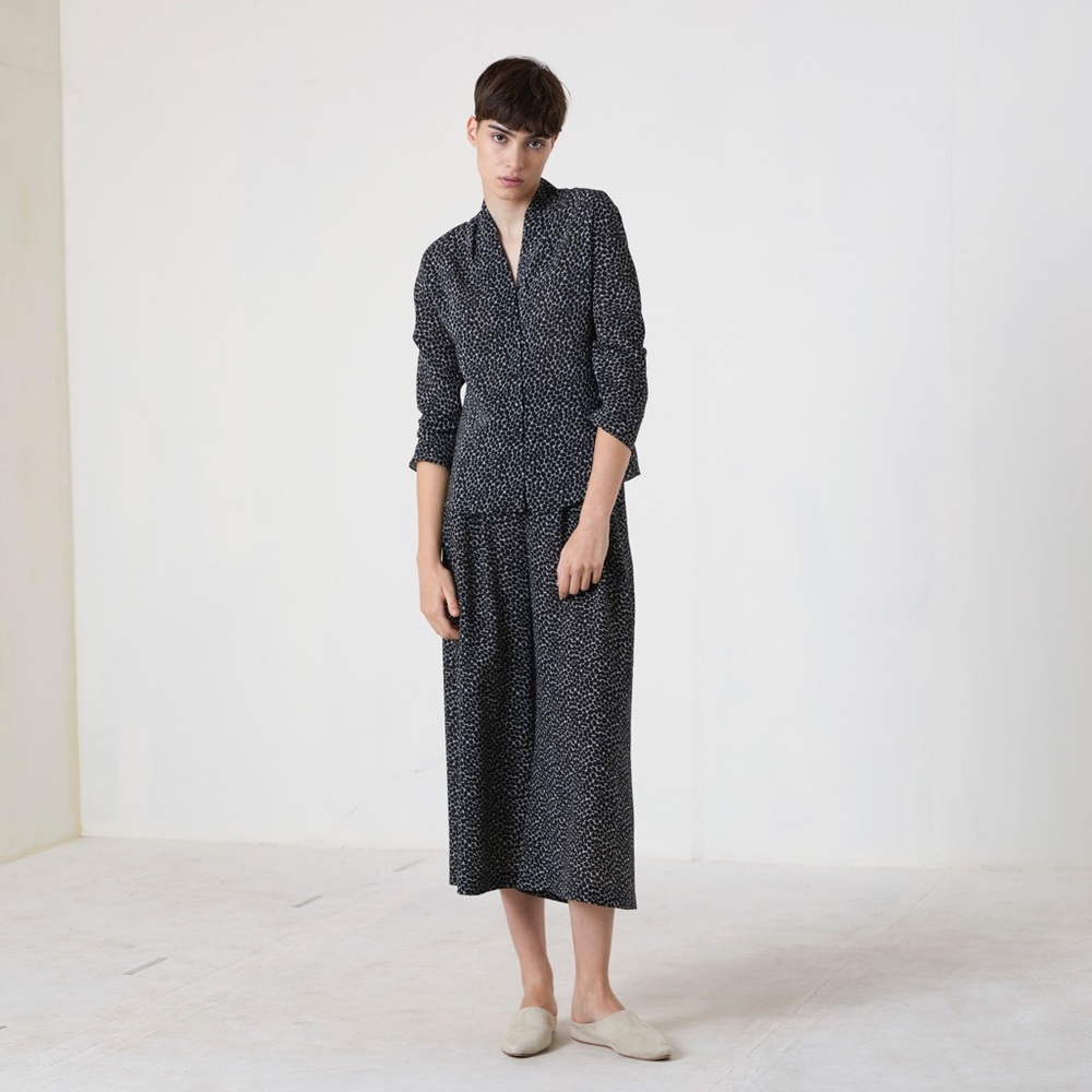 Cortana Canto Top 100% silk Spanish brand